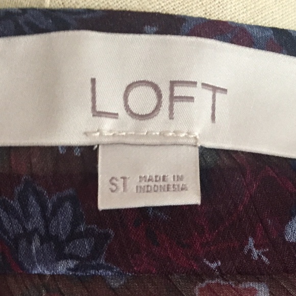 Ruffled Front Floral Purple Blue Long Sleeve Dress - Picture 6 of 7